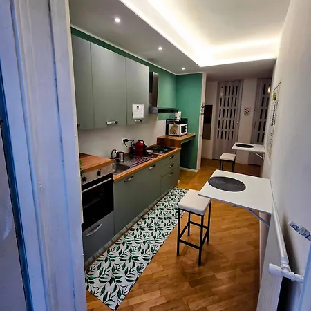 Elycon House - Locazione Turistica A منزل للإقامة بيرغامو