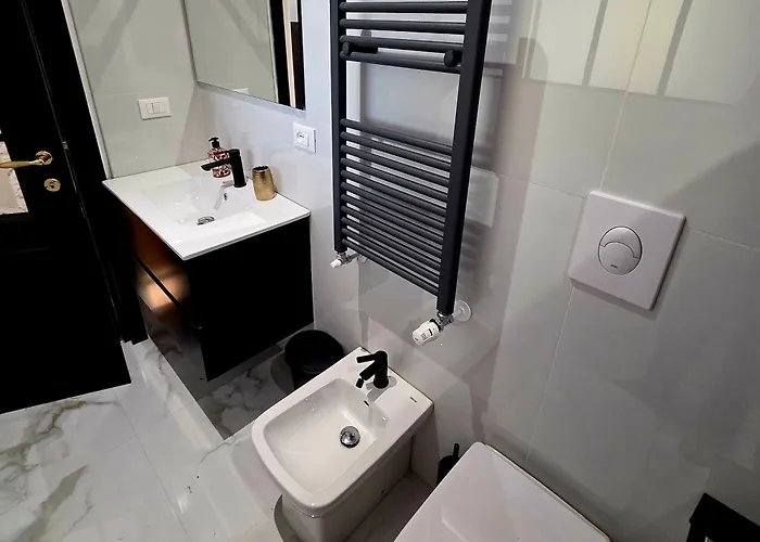 Elycon House - Locazione Turistica A Homestay *